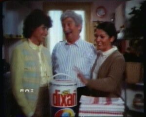 Henkel Dixan Con Enza Sampo’ Sogg. Signora Colombo