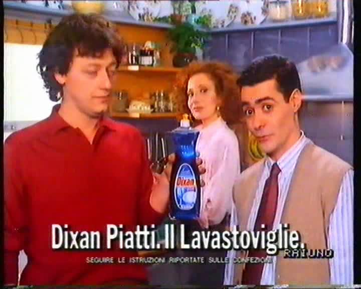Henkel Detersivo Dixan Piatti Blu