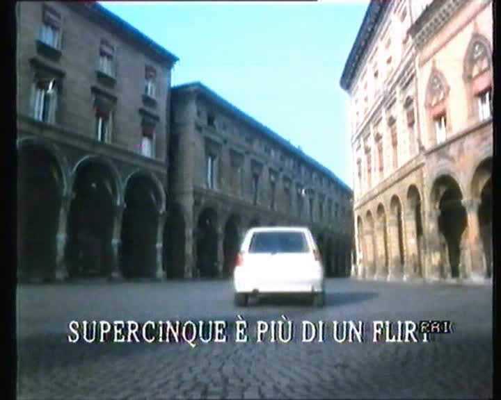 Renault Supercinque Con Beppe Tosco E Giorgia Passeri
